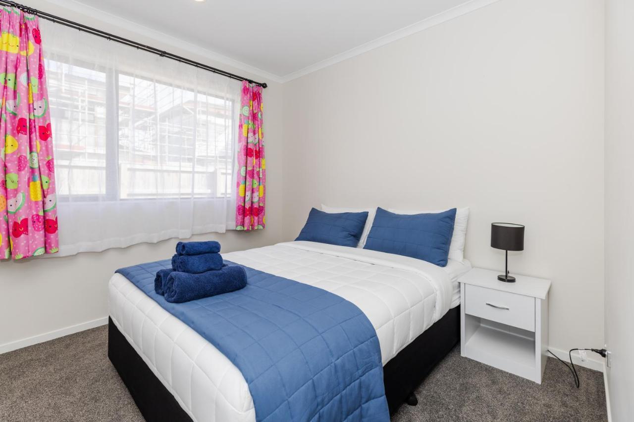 Stay In Newly Built House Hamilton Exterior foto